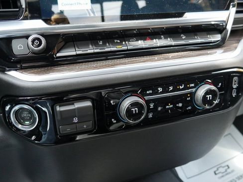 New 2026 Chevrolet Silverado 3500 LT w/ Trail Boss Package image 19