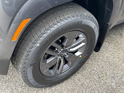 New 2026 Nissan Frontier SV w/ SV Convenience Package