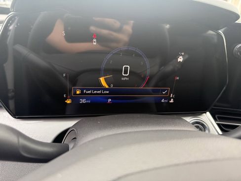 New 2026 Chevrolet Trax LT w/ Sunroof Package image 27