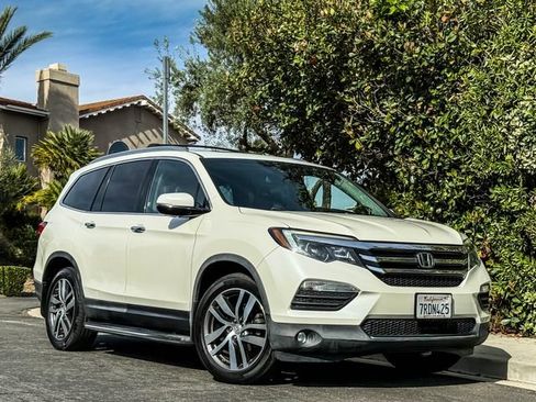 Used 2016 Honda Pilot Elite image 14
