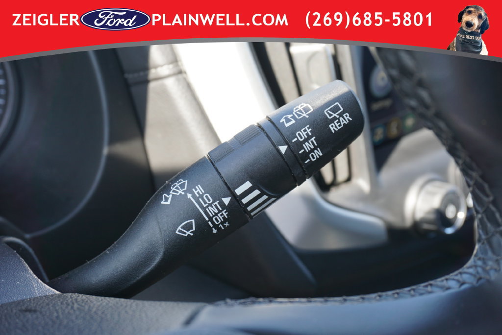 Used 2024 GMC Terrain SLT AWD/4WD image 27