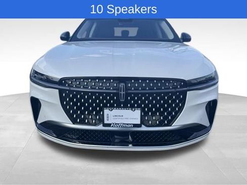 Certified 2024 Lincoln Nautilus Reserve w/ Equipment Group 202A AWD/4WD image 8