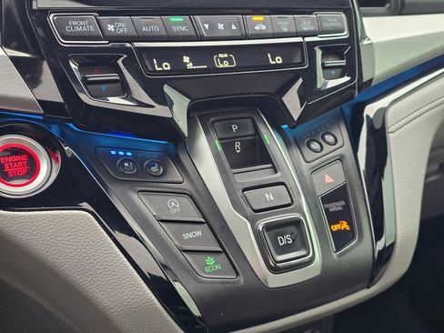 Used 2020 Honda Odyssey Elite image 24