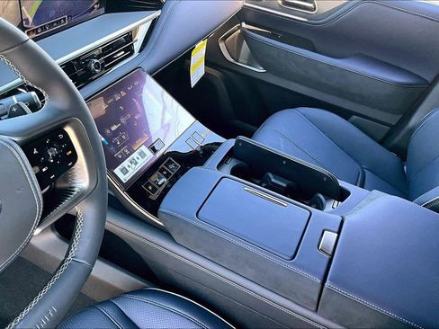 New 2026 INFINITI QX80 SPORT image 11