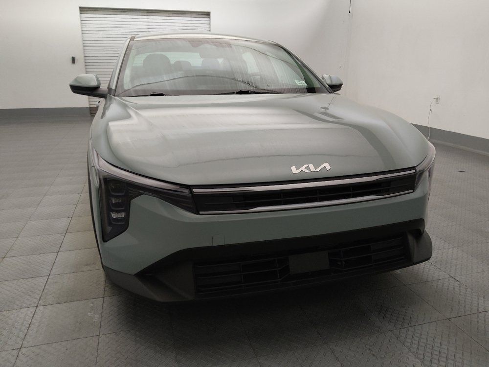 Used 2025 Kia K4 FWD image 14