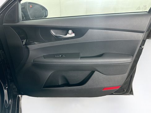 Used 2023 Kia Forte GT-Line FWD image 31