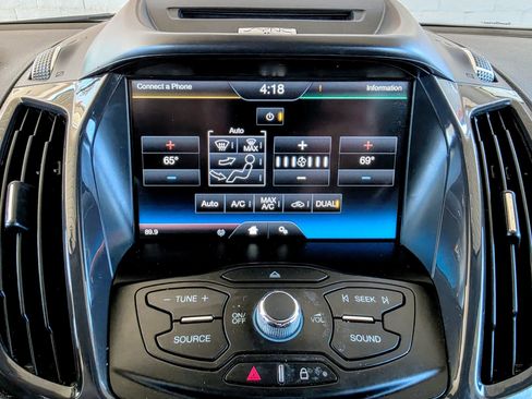 Used 2013 Ford Escape SEL image 28