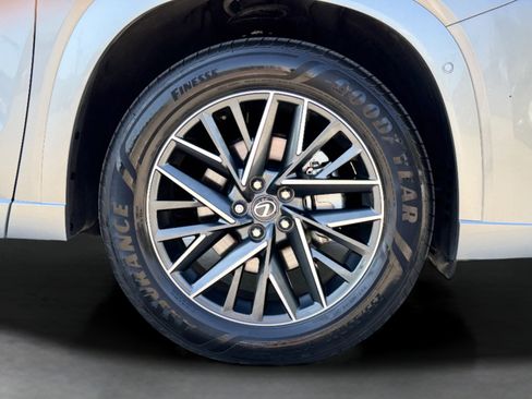 Used 2025 Lexus TX 350 AWD image 9