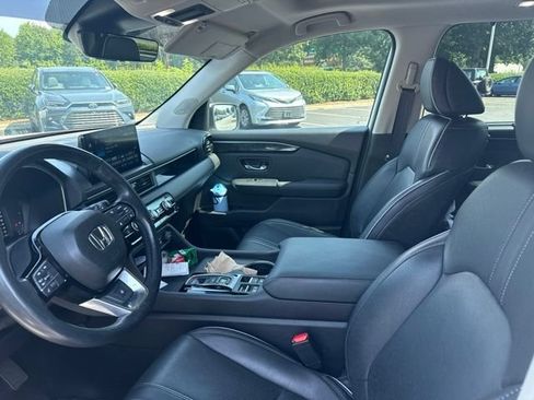Used 2023 Honda Pilot Elite image 9