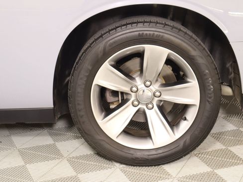 Used 2020 Dodge Challenger SXT RWD image 16