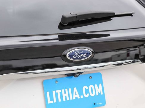 Used 2019 Ford Edge SEL w/ Equipment Group 201A FWD image 10