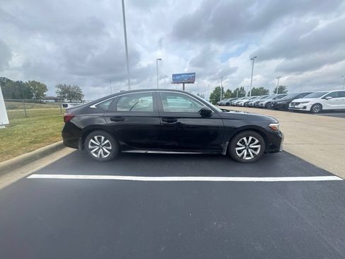 Used 2025 Honda Civic LX image 3