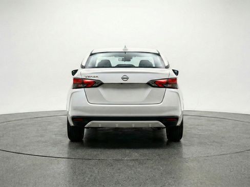 Used 2025 Nissan Versa SV FWD image 7