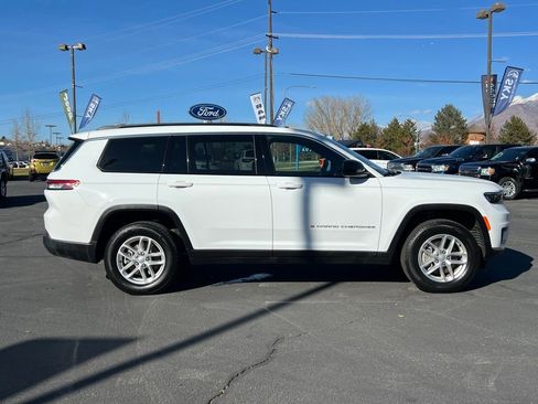 Used 2025 Jeep Grand Cherokee L Laredo w/ Trailer Tow Package AWD/4WD image 8