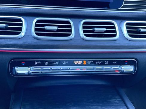 Used 2024 Mercedes-Benz GLE 350 4MATIC image 29