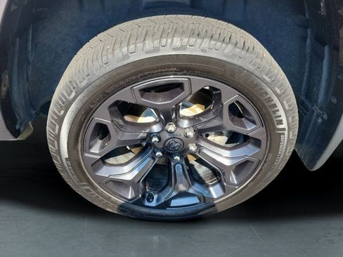 Used 2021 RAM 1500 Limited w/ Night Edition AWD/4WD image 9
