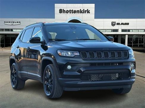 New 2026 Jeep Compass Latitude image 1