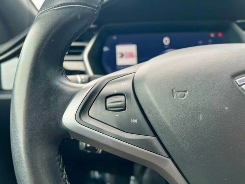 Used 2018 Tesla Model S 75D image 19
