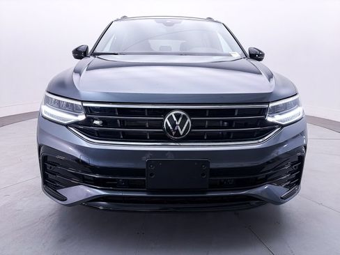 Used 2024 Volkswagen Tiguan SE R-Line FWD image 10