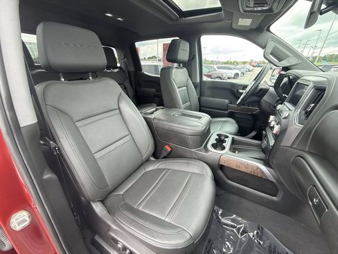 Used 2022 GMC Sierra 1500 Denali w/ Denali Premium Package AWD/4WD image 24