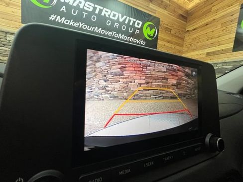 Used 2023 Hyundai Kona SEL AWD/4WD image 24