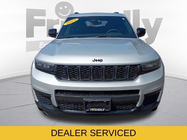 Used 2023 Jeep Grand Cherokee L Laredo AWD/4WD image 2