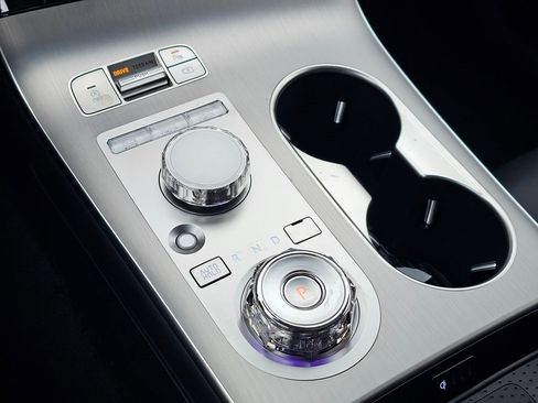 New 2026 Genesis GV70 2.5T Advanced image 19