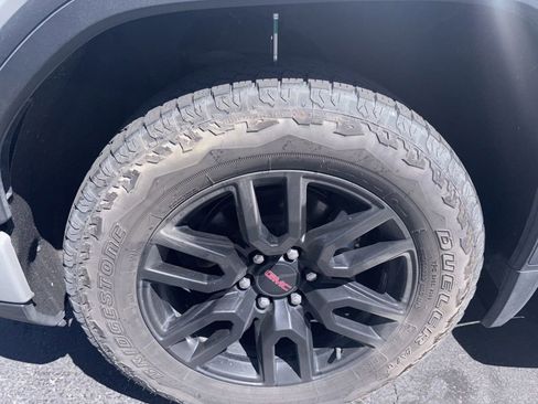 Used 2022 GMC Sierra 1500 Elevation w/ Elevation Premium Package AWD/4WD image 20