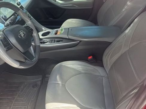 Used 2021 Toyota Avalon Limited w/ Advanced Safety Package FWD image 7