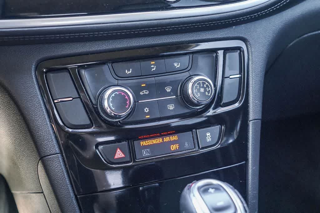Used 2019 Buick Encore Sport Touring FWD image 22