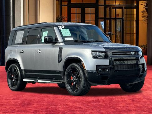 Used 2024 Land Rover Defender 110 X image 8