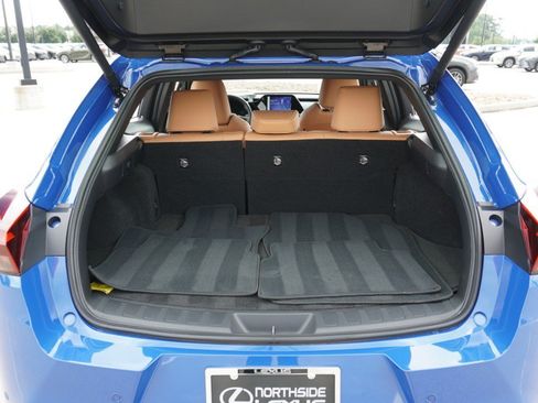 Certified 2025 Lexus UX 300h FWD w/ Accessory Package (Z1) image 35