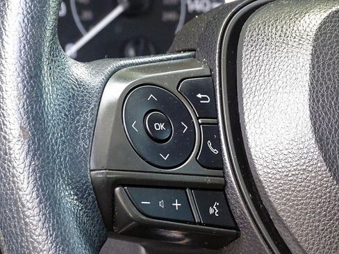 Used 2021 Toyota Corolla LE FWD image 21
