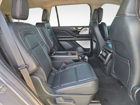 Used 2021 Lincoln Aviator Reserve w/ Equipment Group 208A RWD image 41