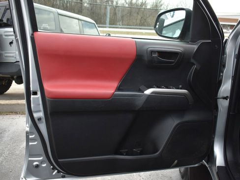 Used 2023 Toyota Tacoma SR5 w/ SR5 Appearance Package image 11