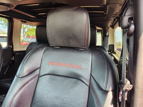 Used 2020 Jeep Wrangler Unlimited Rubicon w/ Safety Group image 11