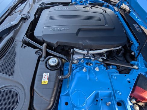 Used 2020 Jaguar F-TYPE Convertible image 18