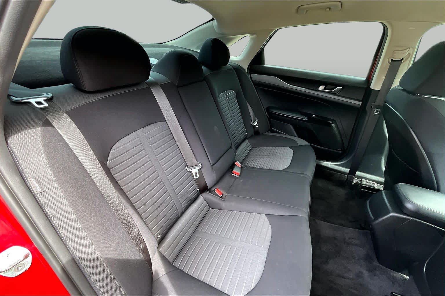 Certified 2025 Kia K5 LXS FWD image 37