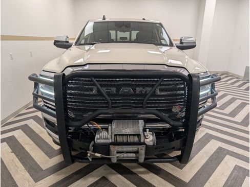 Used 2022 RAM 3500 Laramie AWD/4WD image 28