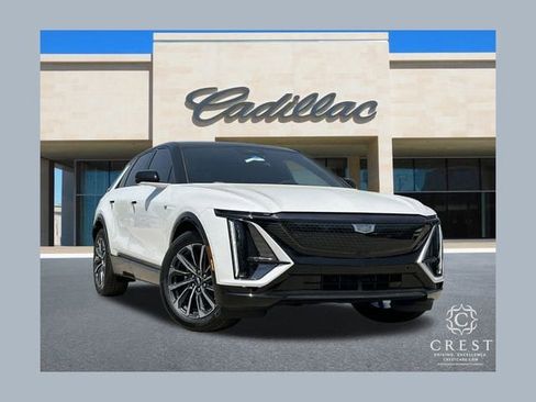 New 2025 Cadillac Lyriq Sport image 1