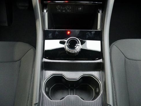 New 2025 Jeep Grand Cherokee Laredo AWD/4WD image 21