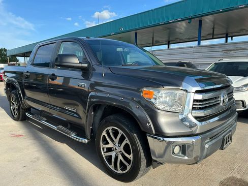 Used 2016 Toyota Tundra SR5 w/ SR5 Upgrade Package RWD image 7