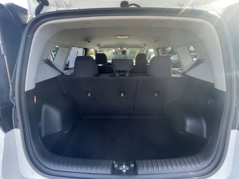 Used 2025 Kia Soul LX w/ LX Technology Package image 25