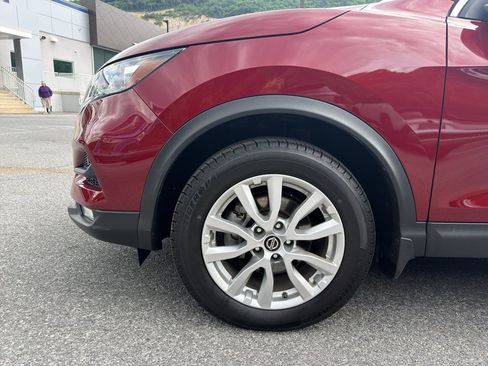 Used 2021 Nissan Rogue Sport SV FWD image 10