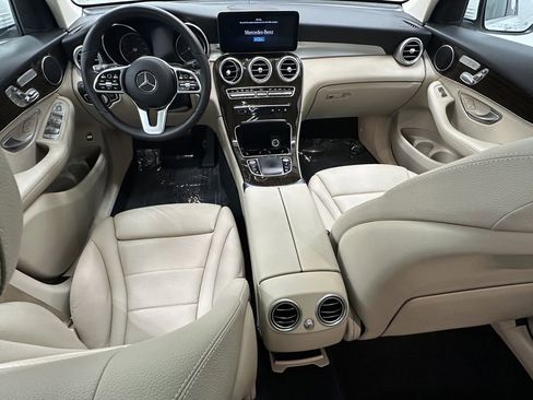 Used 2021 Mercedes-Benz GLC 300 image 26