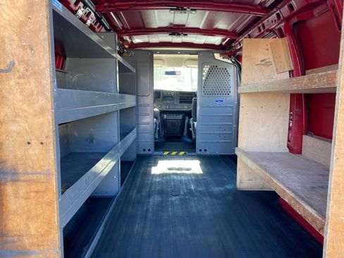 Used 2015 GMC Savana 2500 image 22