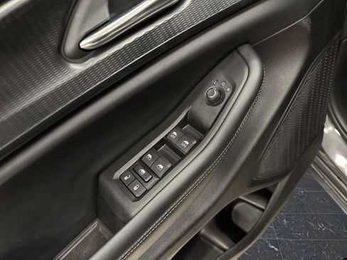 Used 2024 Jeep Grand Cherokee Altitude image 28