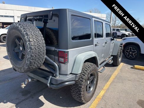 Used 2014 Jeep Wrangler Unlimited Rubicon w/ Dual Top Group image 4