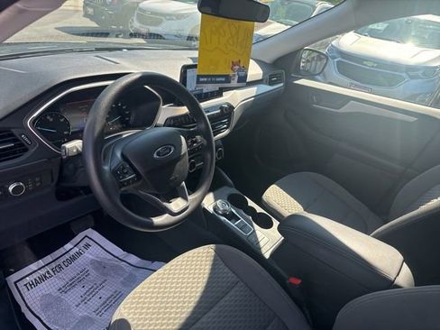 Used 2022 Ford Escape SE FWD image 11