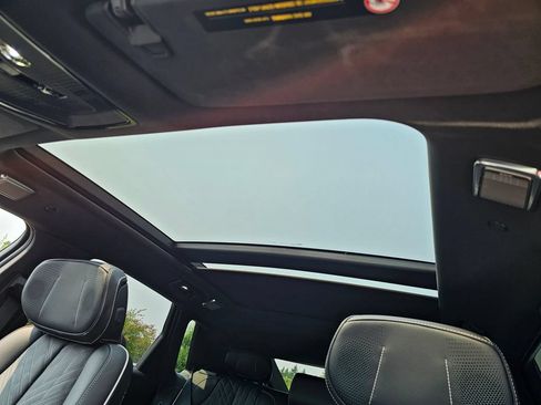 New 2026 Cadillac Lyriq V AWD/4WD image 21